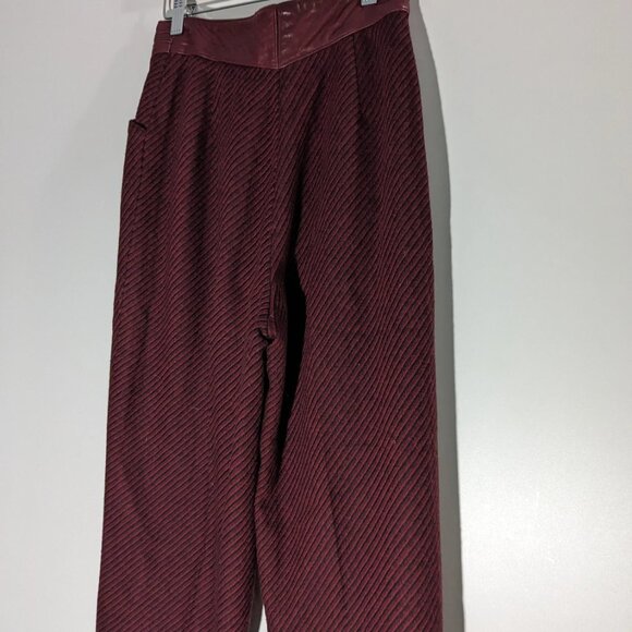Bagatelle High Waisted Pleated Pants with Leather Waistband Bugundy VINTAGE - Picture 4 of 4